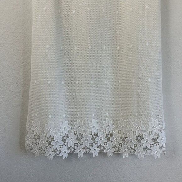 Ann Taylor NWT Size 8 White Sleeveless Embroidered Floral Lace Sheath Dress - Picture 7 of 10